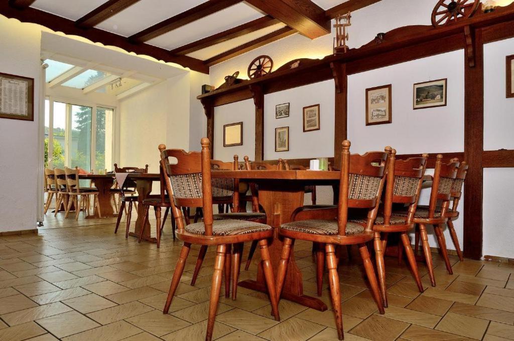 Weinhaus Hotel Zum Josefshof Graach Eksteriør billede
