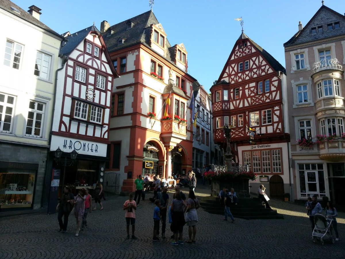 Weinhaus Hotel Zum Josefshof Graach Eksteriør billede